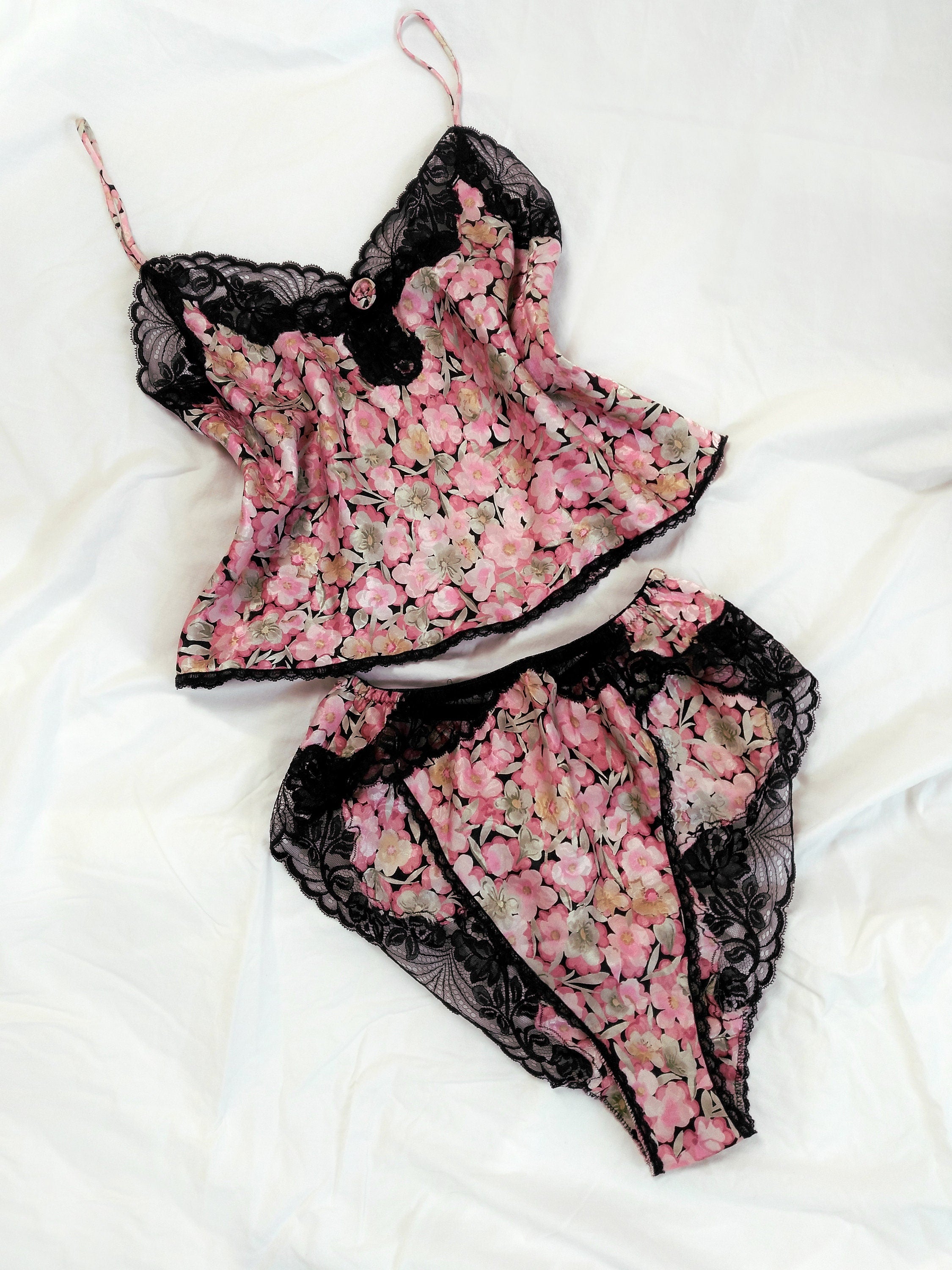 sexy warm lingerie One of the most famous trans sexy star in The USA Ms Ariel main image 1