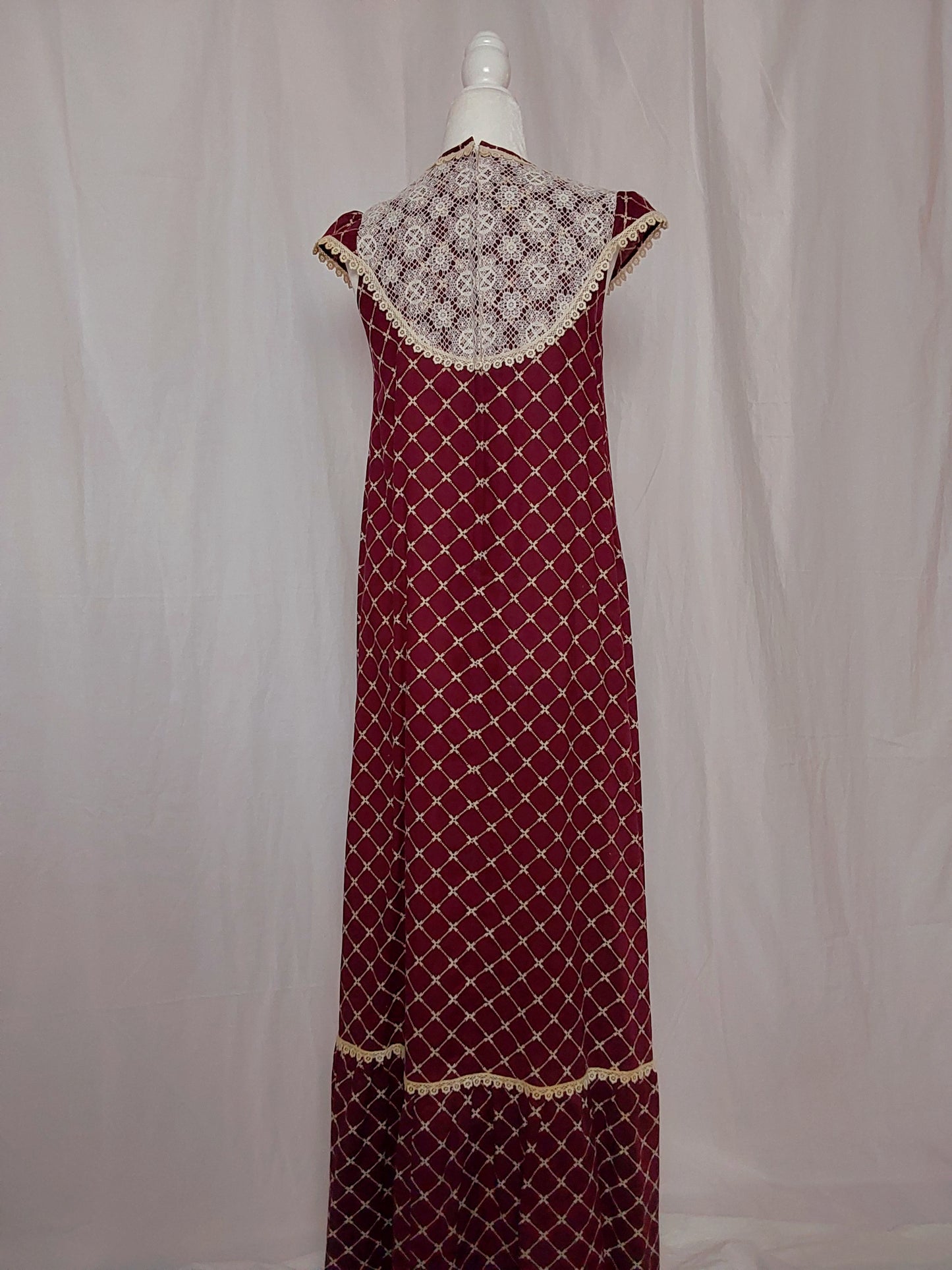 1970s Vintage Liberty House by Sun Babies Lattice Burgundy Prairie Dress