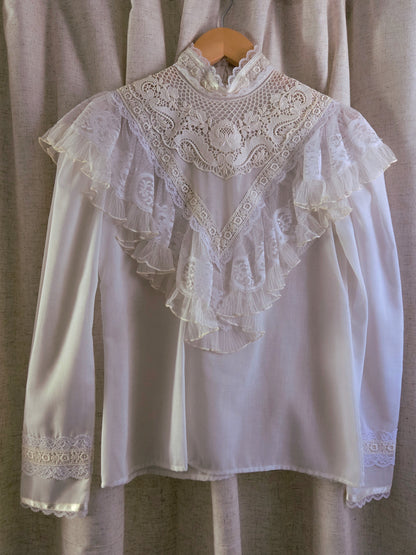 1970s Vintage Gunne Sax Ivory Ruffle And Lace Blouse