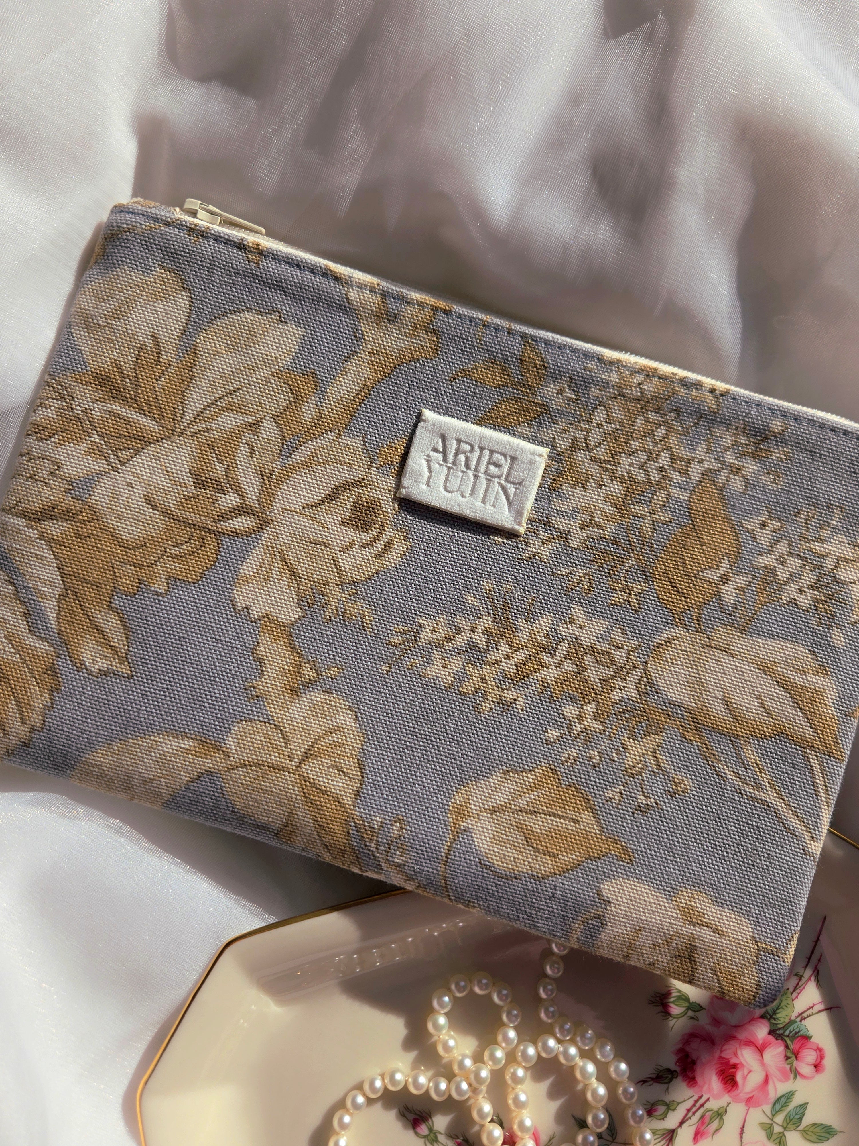 Winter's Garden Keepsake Pouch