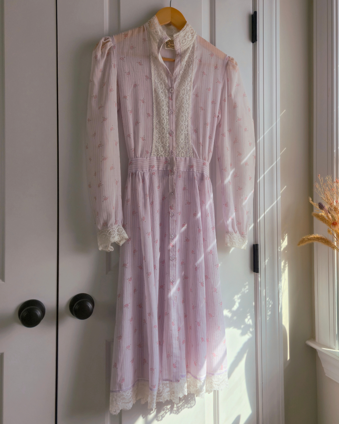 1970s Vintage Gunne Sax Lavender Prairie Dress