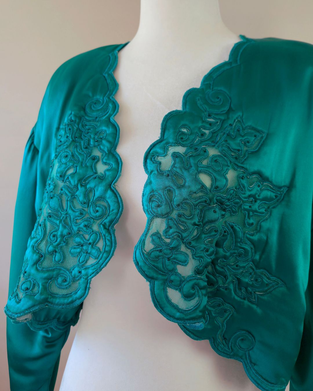 1980s Vintage Victoria's Secret Emerald Silk Bed Jacket