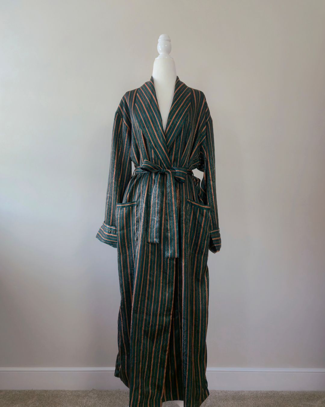 1990s Vintage Victoria’s Secret Emerald Satin Robe
