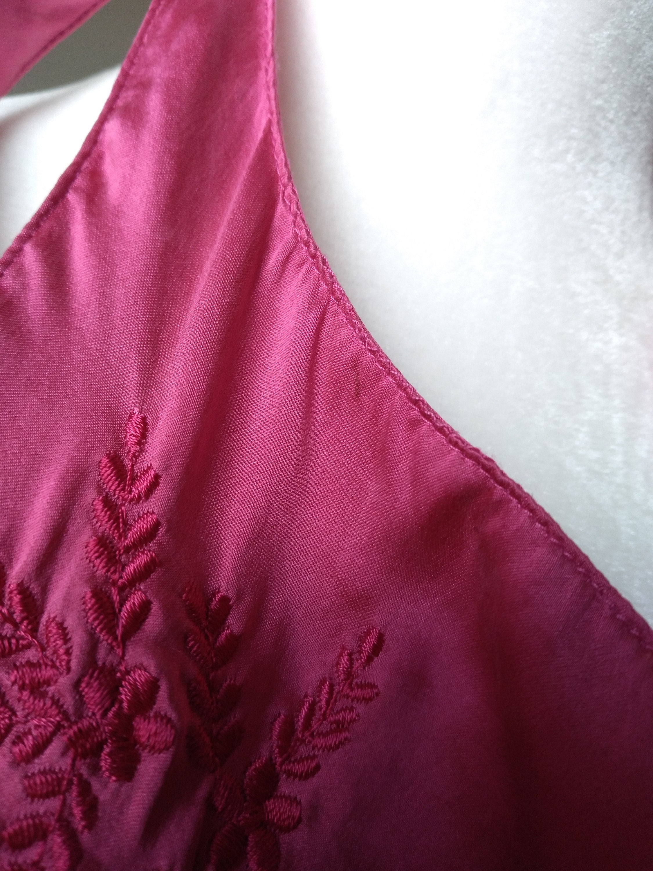 1980s Vintage Victoria's Secret Embroidered Pink Silk Slip Dress