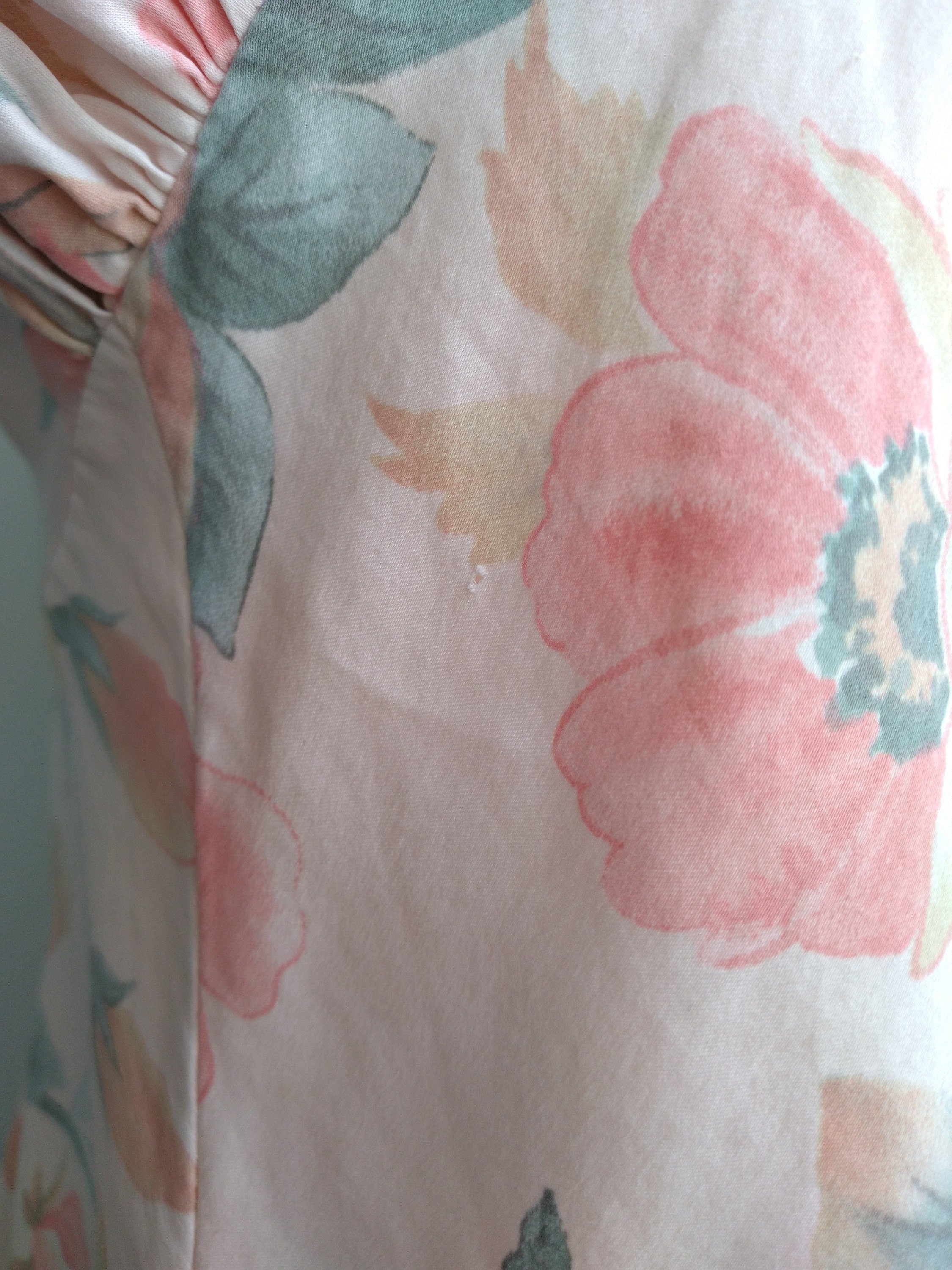 1990s Vintage Victoria's Secret Pastel Floral Pink Silk Cami
