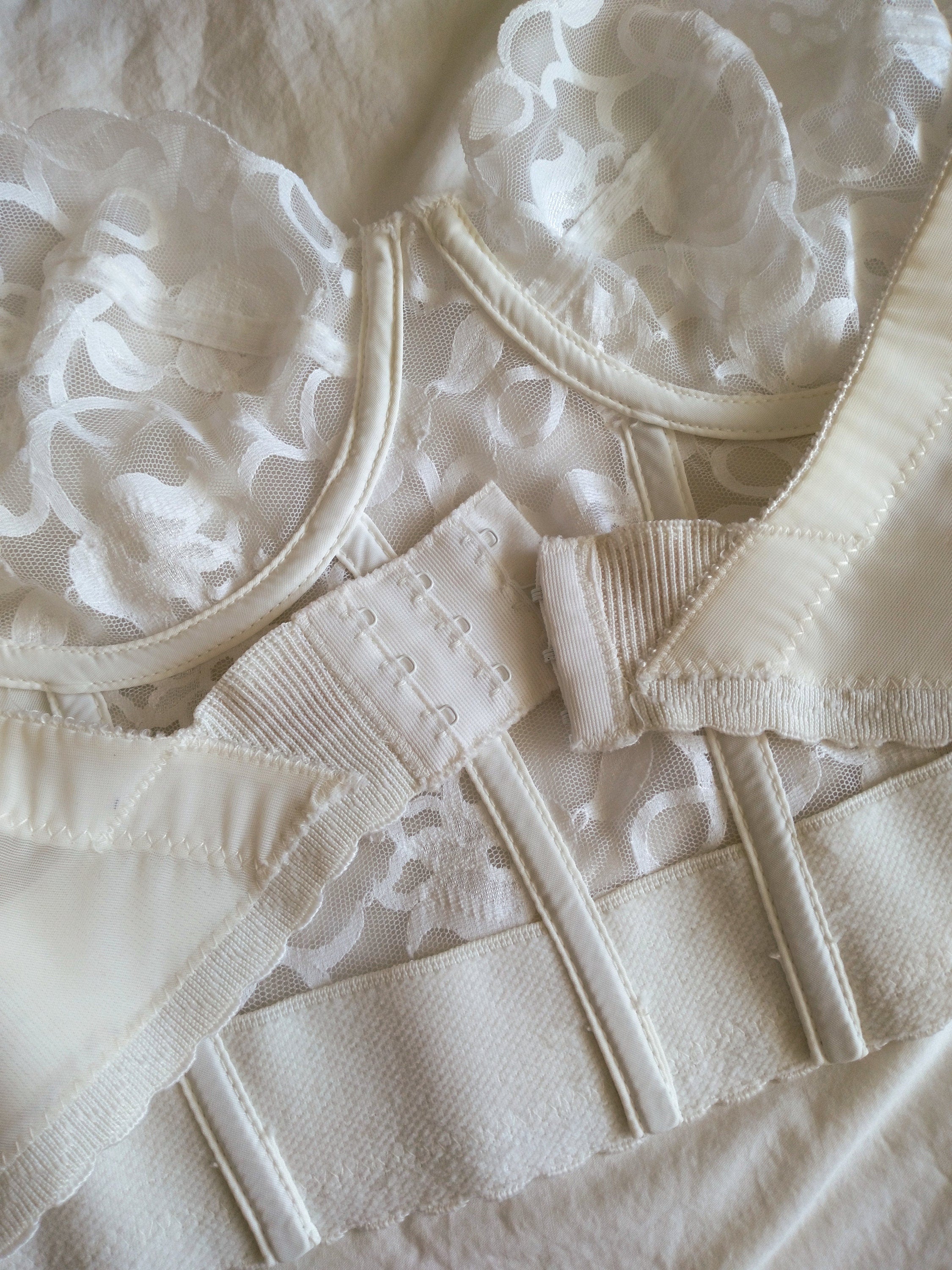 1970s Vintage Victoria's Secret White Lace Bustier