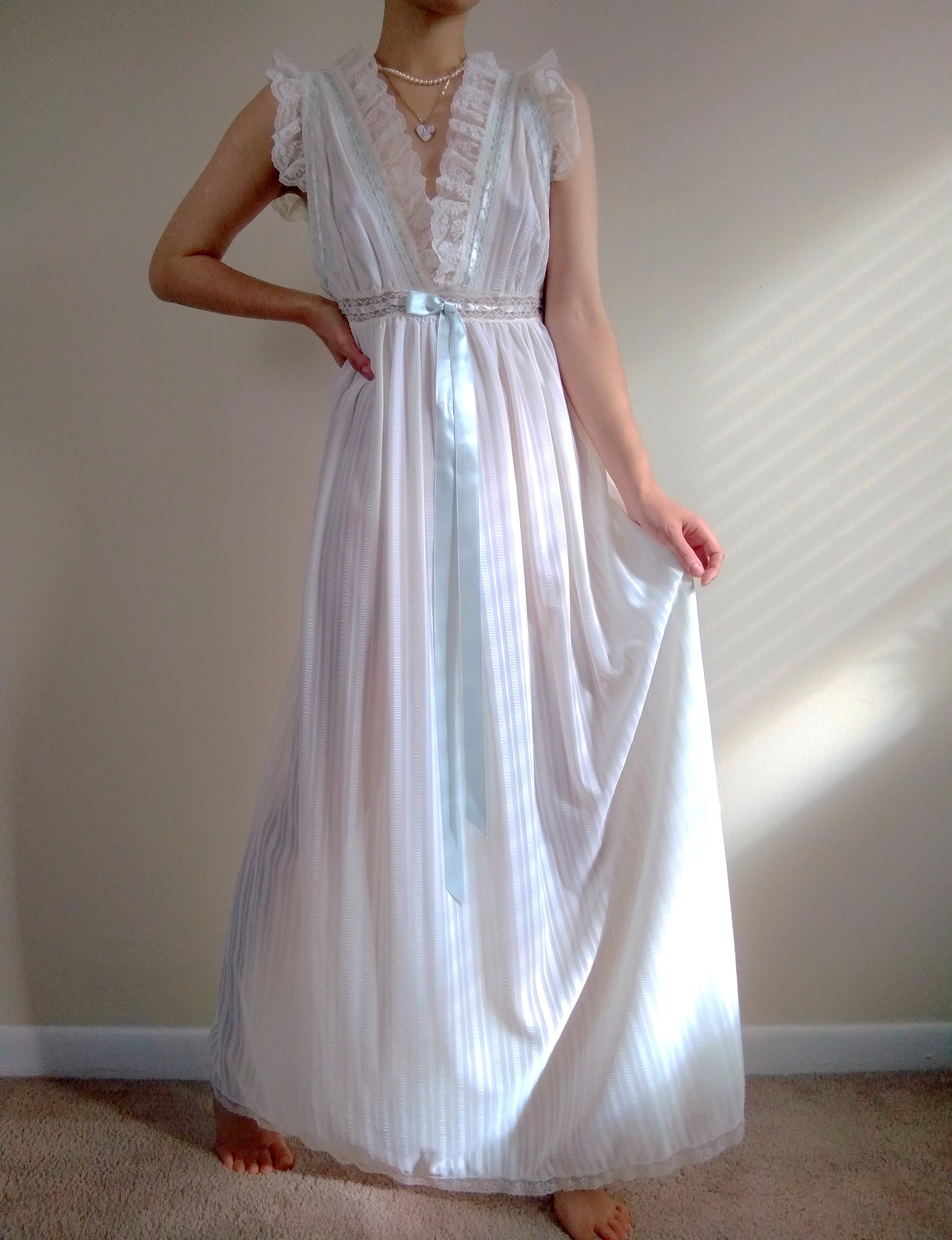 1960s Vintage Chevette White Striped Bridal Nightgown & Peignoir Set