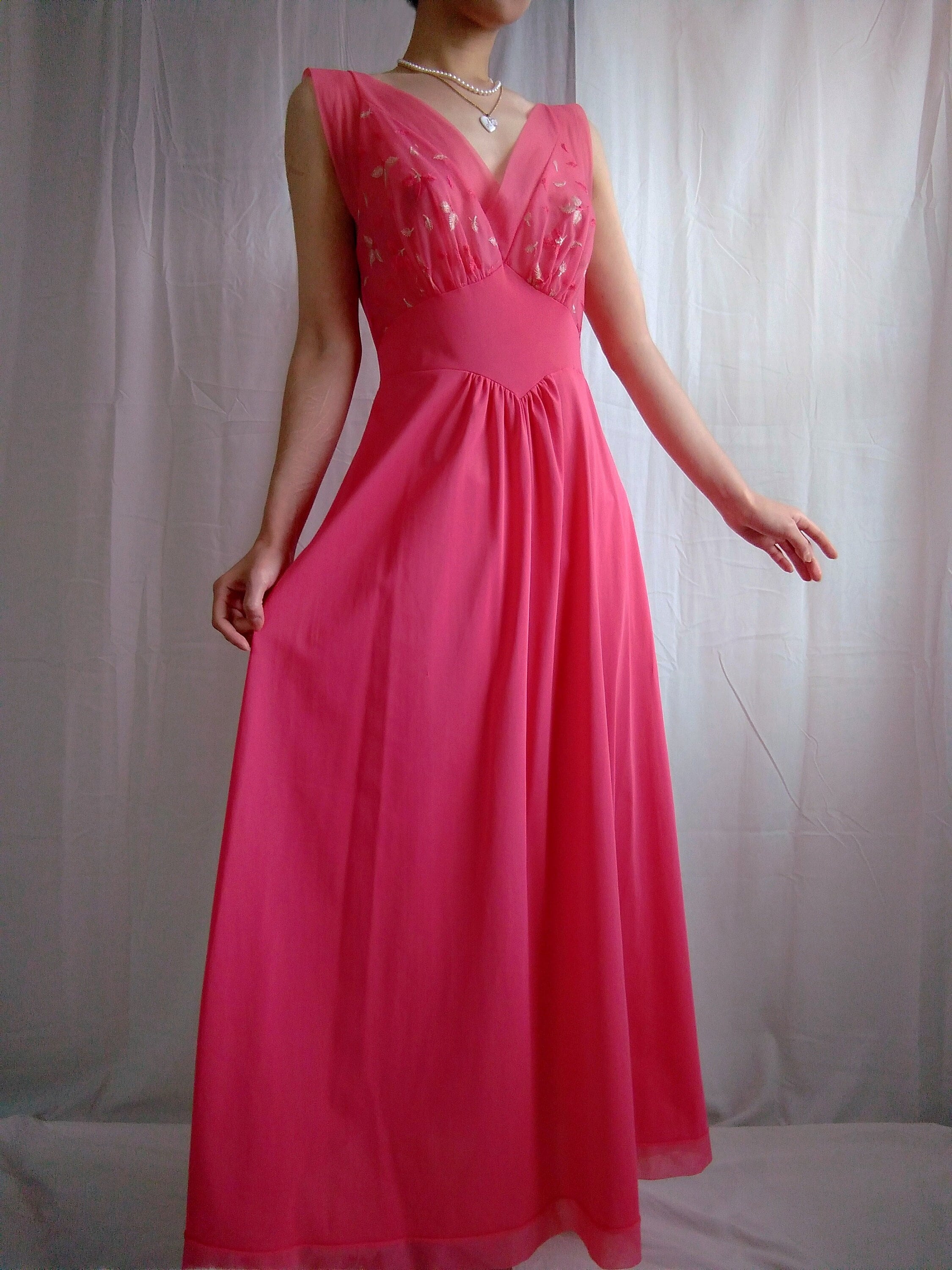 1950s Vintage Vanity Fair Embroidered Coral Pink Gown