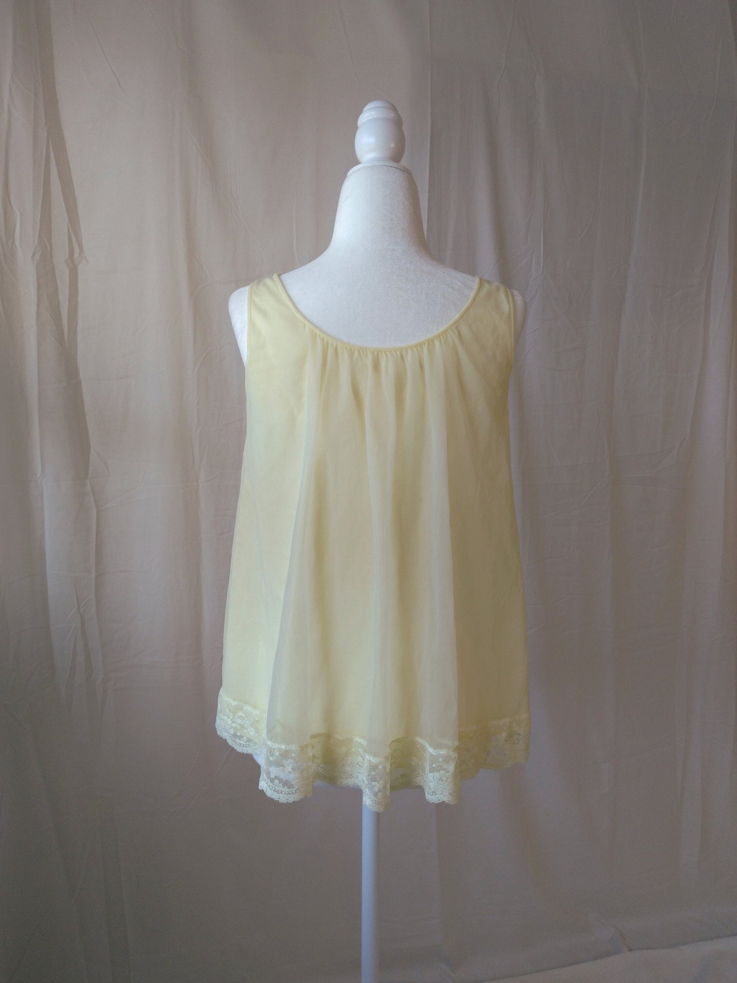 1950s Vintage Shadowline Pastel Yellow Floral Embroidered Babydoll