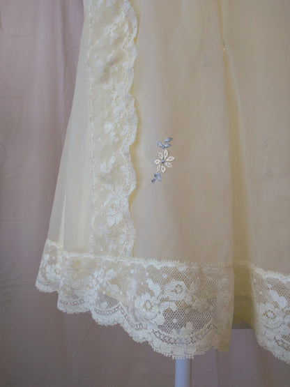 1950s Vintage Shadowline Pastel Yellow Floral Embroidered Babydoll