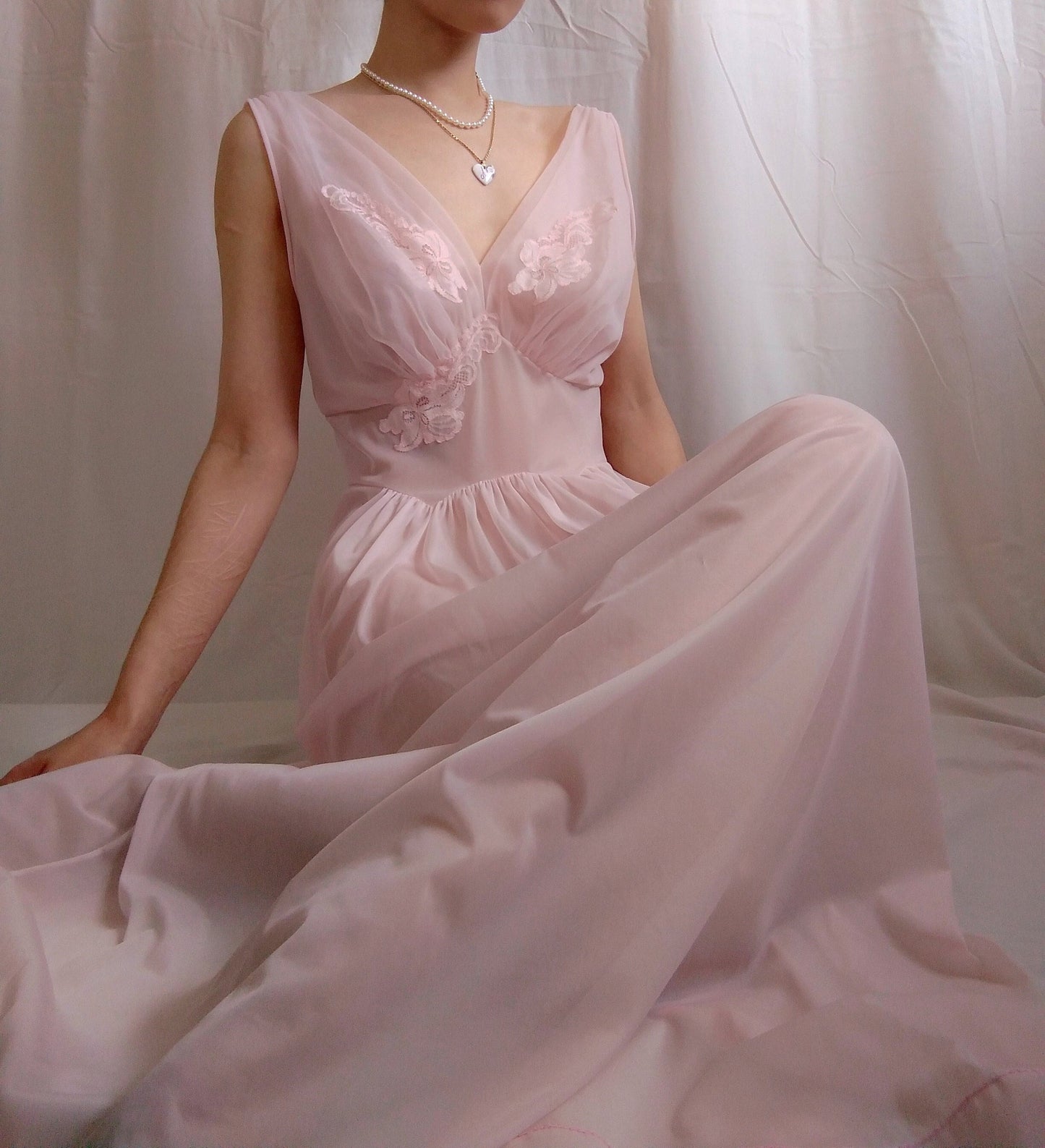 1950s Vintage Vanity Fair Pastel Pink Chiffon Nightgown