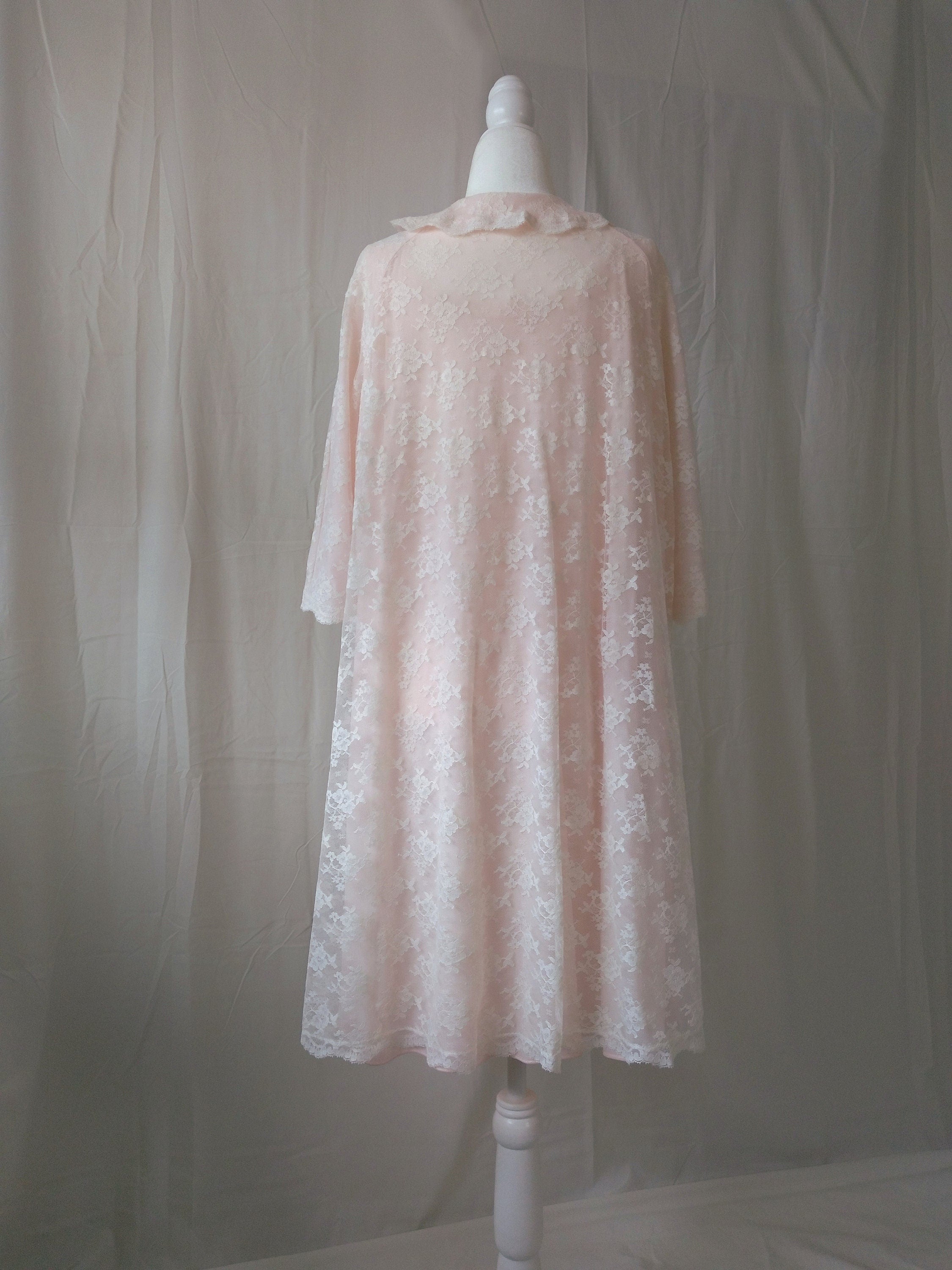 1960s Vintage Gossard Artemis Pastel Pink Lace Nightgown & Peignoir Set