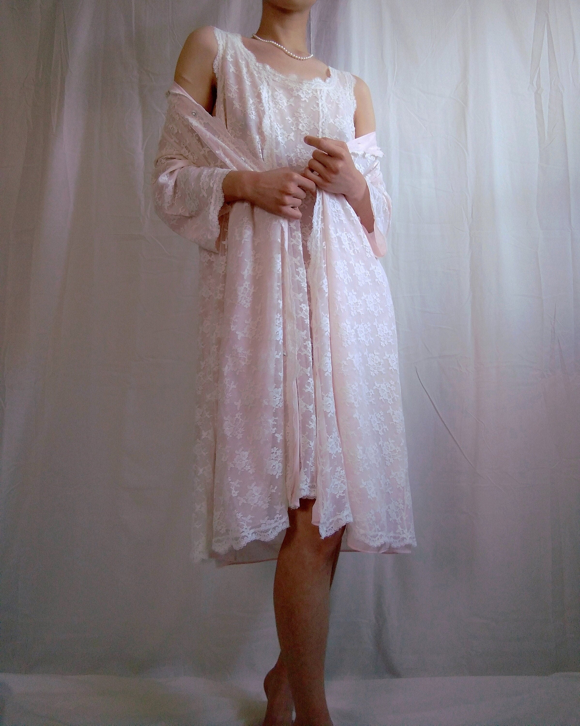 1960s Vintage Gossard Artemis Pastel Pink Lace Nightgown & Peignoir Set